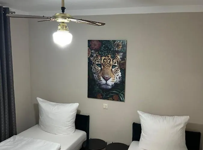 Villa-celine Apartment *